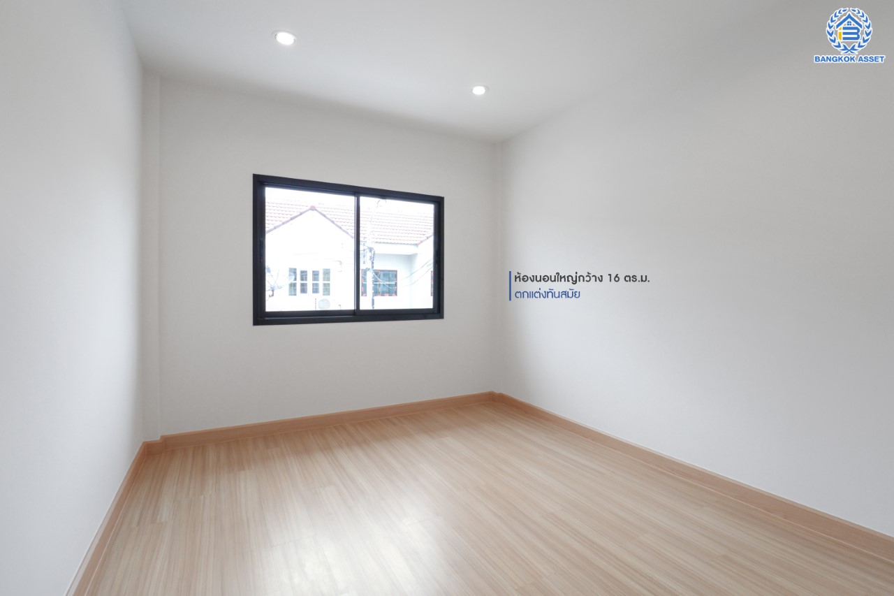 บ้านมือสองตกแต่งใหม่ ม.บัวทองธานีพาร์ค กาญจนาฯ-บางบัวทอง ทาวน์เฮ้าส์พร้อมเข้าอยู่ เนื้อที่ 19.5 ตร.ว. ฟังก์ชัน 3 ห้องนอน 2 ห้องน้ำ 1 ที่จอดรถ บนทำเลเดินทางสะดวก เข้า-ออกได้ทั้ง ถ.กาญจนาฯ และ ถ. บางกรวย-ไทรน้อย ใกล้ทางด่วน, เซ็นทรัลเวสต์เกต และรถไฟฟ้าสายสีม่วง "สถานีคลองบางไผ่"…